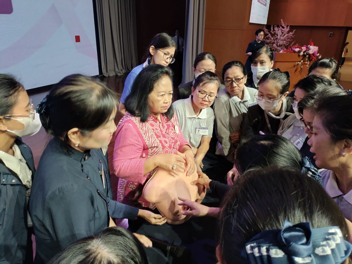 YKPI Kunjungi Yayasan Buddha Tzu Chi Indonesia untuk Sosialisasi Deteksi Dini Kanker Payudara dan Praktek SADARI