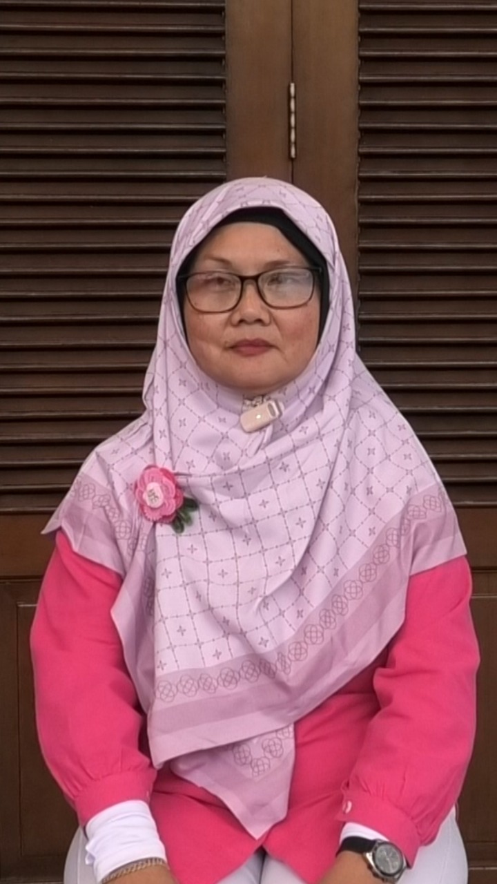 Ibu Yeti : “ Saya Tetap Semangat Menjalani Pengobatan Walaupun Penyakit Saya Dibilang Azab oleh Orang” 