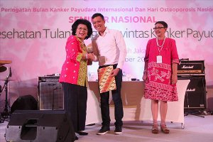 Minggu 29 Oktober 2017 Seminar Nasional dalam rangka memperingati Bulan Kanker Payudara Internasional dan Hari Osteoporosis Nasional dengan tema 