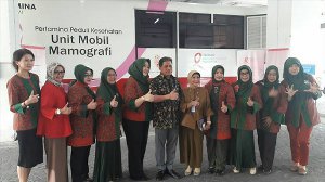 Unit Mobil Mammografi YKPI selama 3 hari dari tanggal 20 - 22 Nopember 2017 melakukan pemeriksaan mammografi bagi ibu-ibu Dharma Wanita dan karyawati Kementerian Kelautan  di Kantor Kementerian Kelautan.