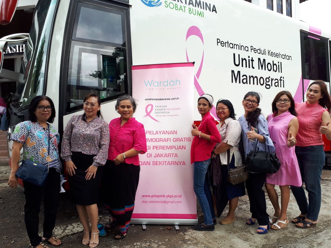 Hari ini tgl 21 Maret 2018   YKPI melakukan sosialisasi deteksi dini kanker payudara  dan pemeriksaan mammografi secara gratis bagi para jemaat gereja GPIB Menara  Kasih,  Jati Asih,  Bekasi
