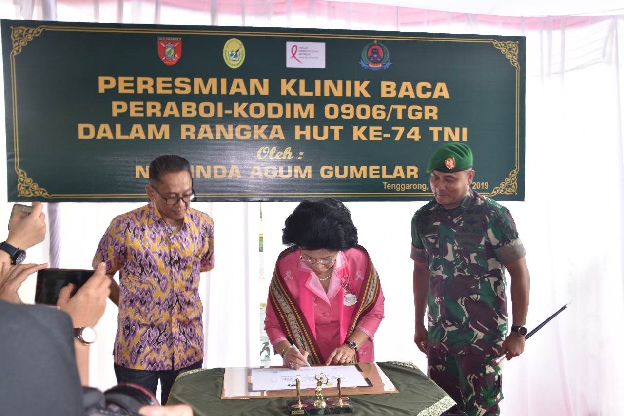 Peresmian Klinik Baca Bersama PERABOI & KODIM 0906 di Tenggarong, Kaltim